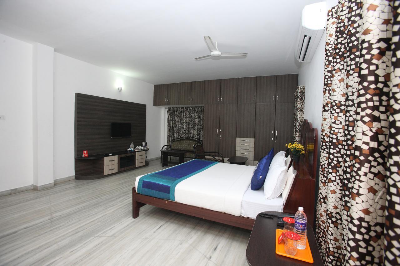 Oyo 935 Hotel Palkhee Bombay Esterno foto