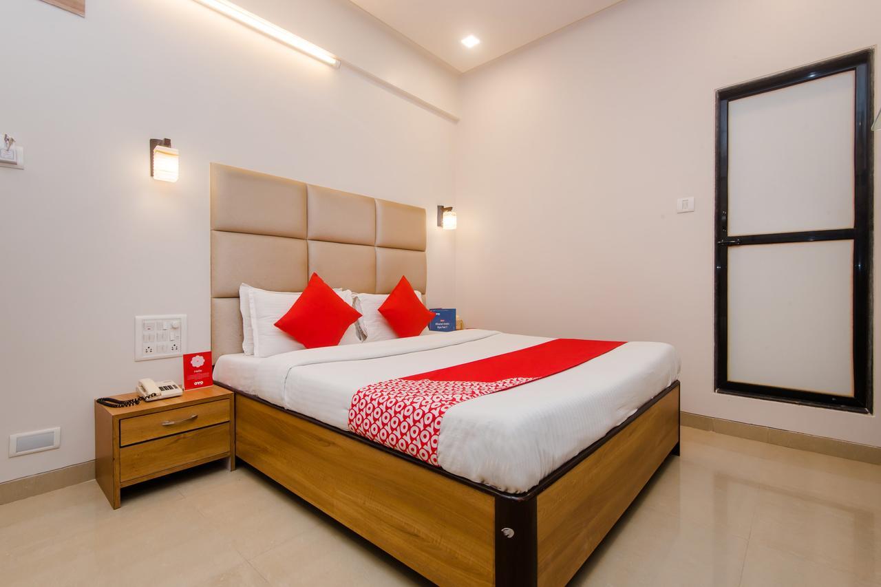Oyo 935 Hotel Palkhee Bombay Esterno foto