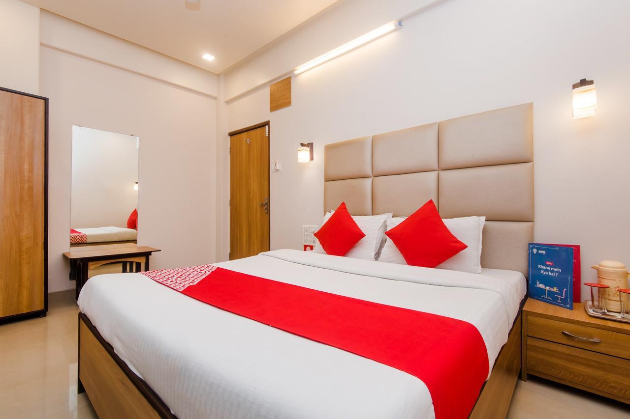 Oyo 935 Hotel Palkhee Bombay Esterno foto