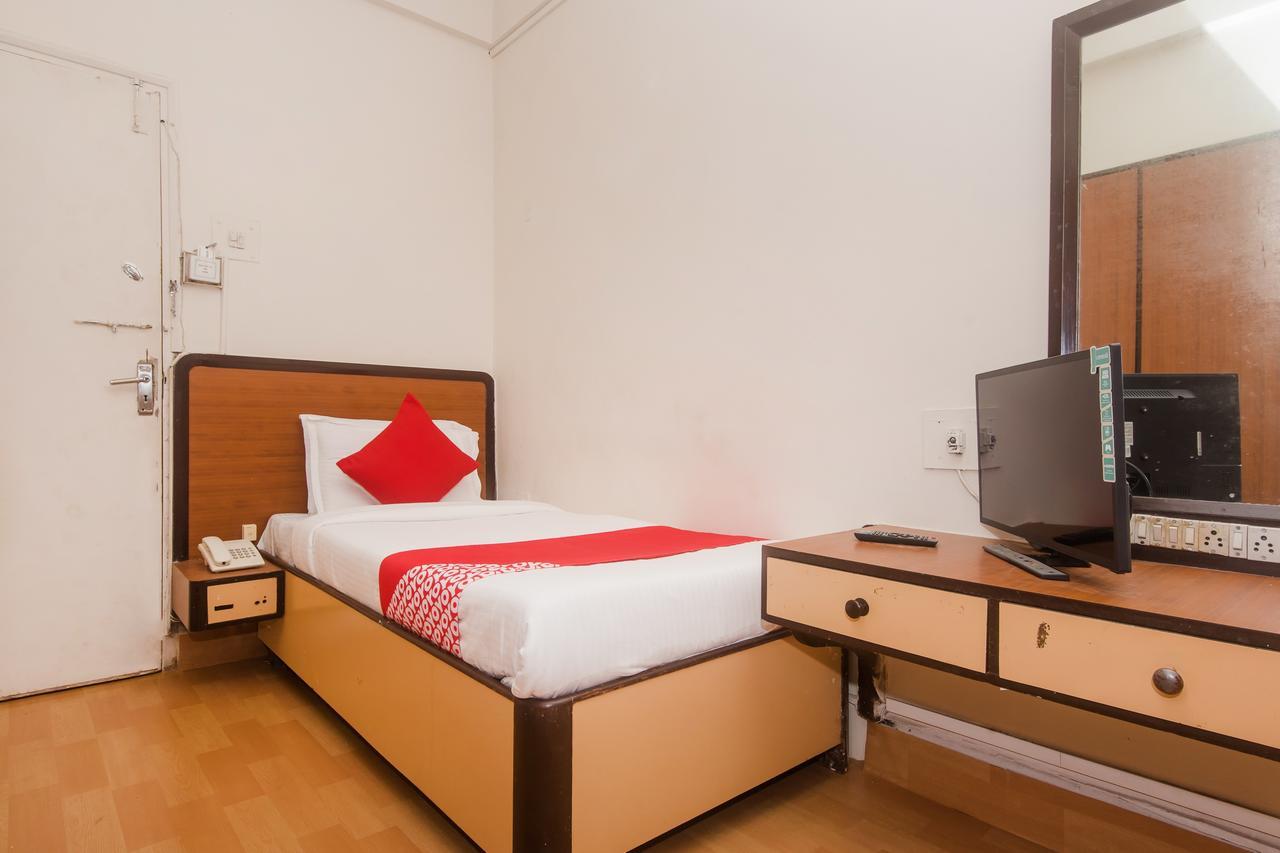 Oyo 935 Hotel Palkhee Bombay Esterno foto